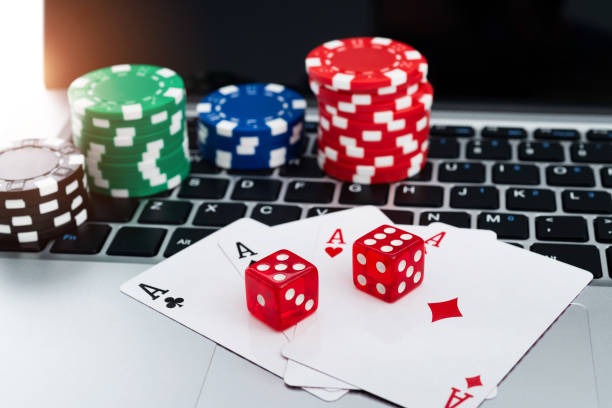 Professional live dealer studio setup for Egypt's Book of Mystery on indopools login